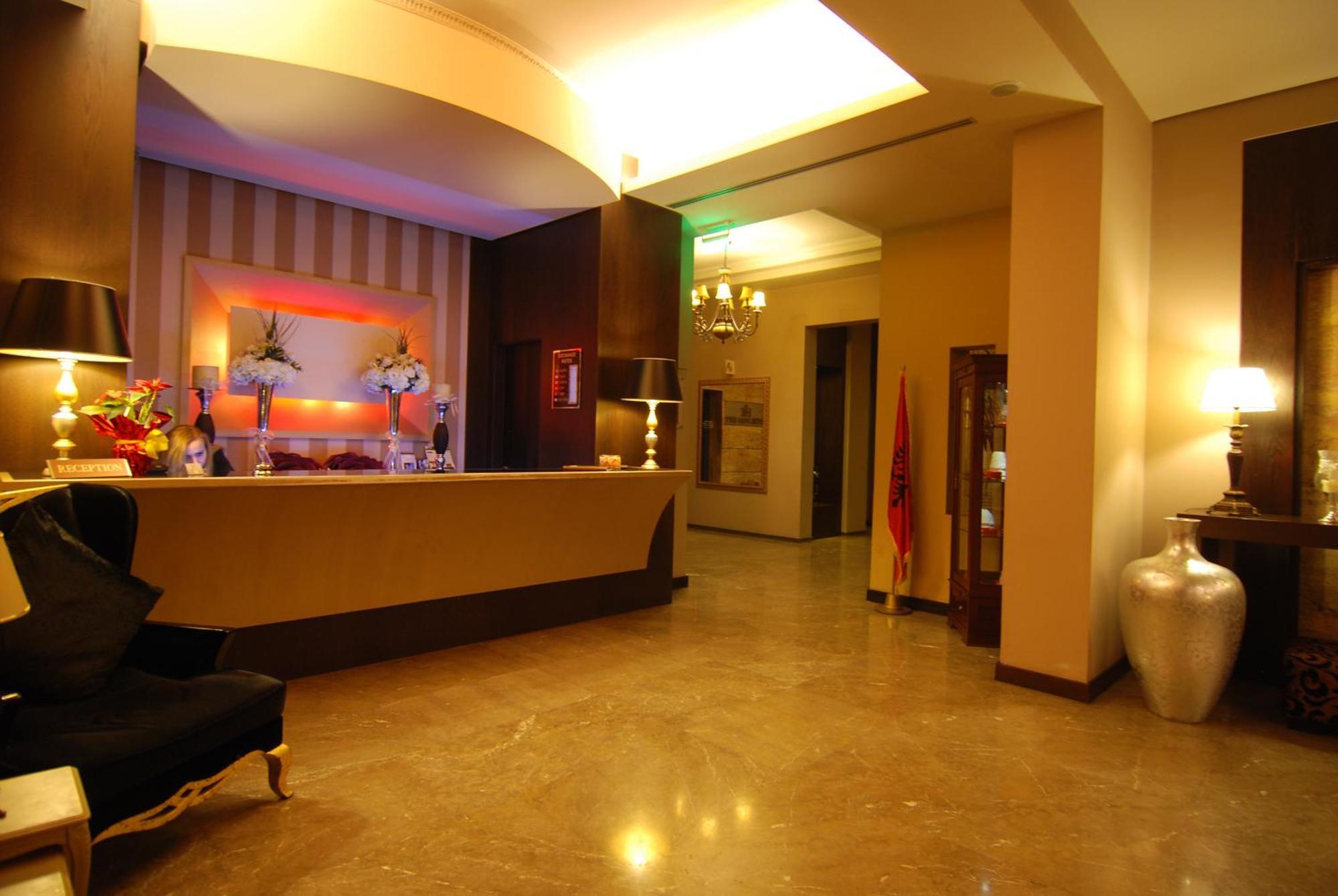 Hotel Doro City Tirana Exterior foto