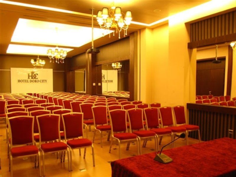 Hotel Doro City Tirana Exterior foto