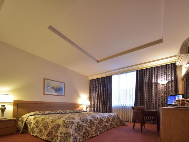 Hotel Doro City Tirana Exterior foto
